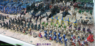 Illustration for article titled Check Out This Amazing Warhammer 40K Collection from Korea